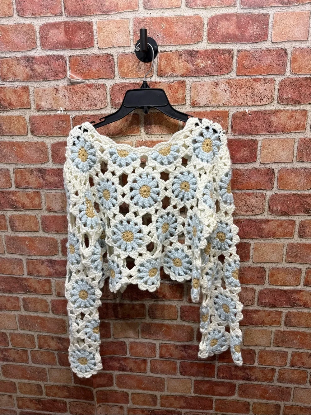 Boho chic granny square crochet 90’s Daisy Crop Sweater in Cream & Light Blue